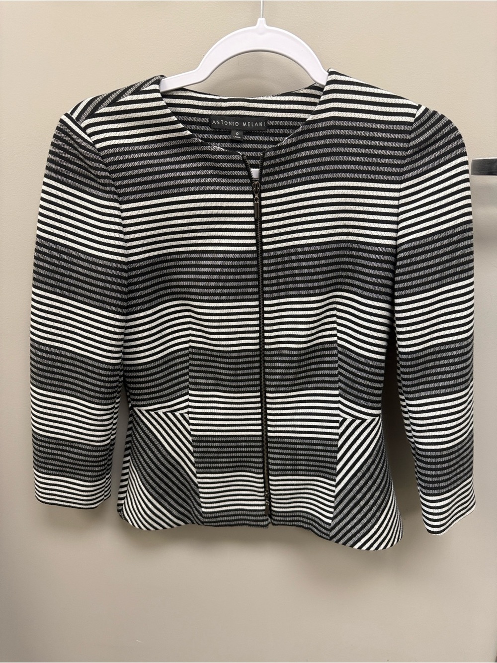 ANTONIO MELANI Black &‎ White Striped Zip-Peplum Jacket
